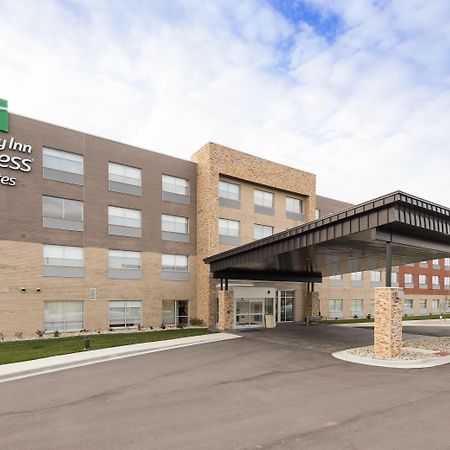 Holiday Inn Express & Suites - Auburn By Ihg Dış mekan fotoğraf