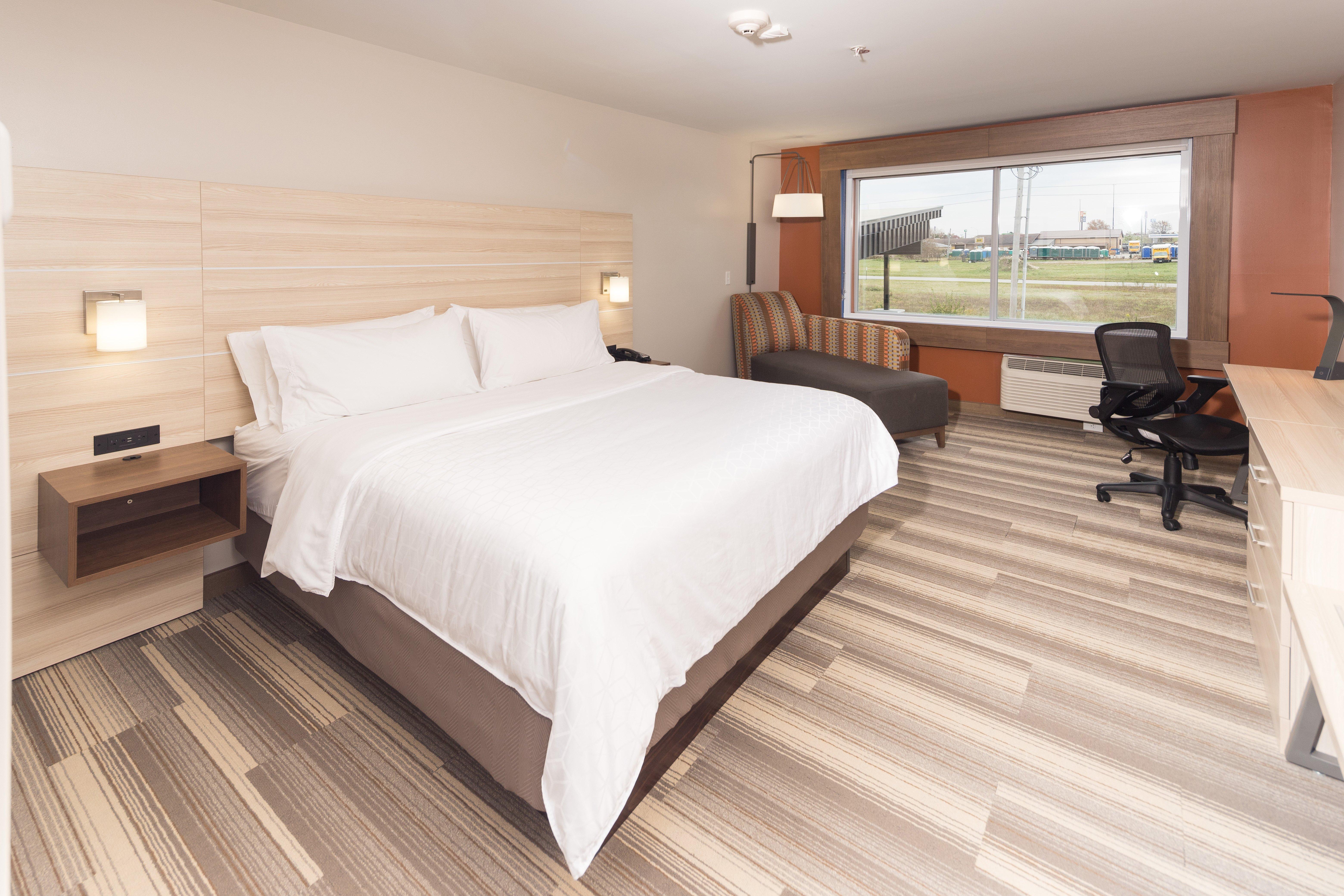 Holiday Inn Express & Suites - Auburn By Ihg Dış mekan fotoğraf