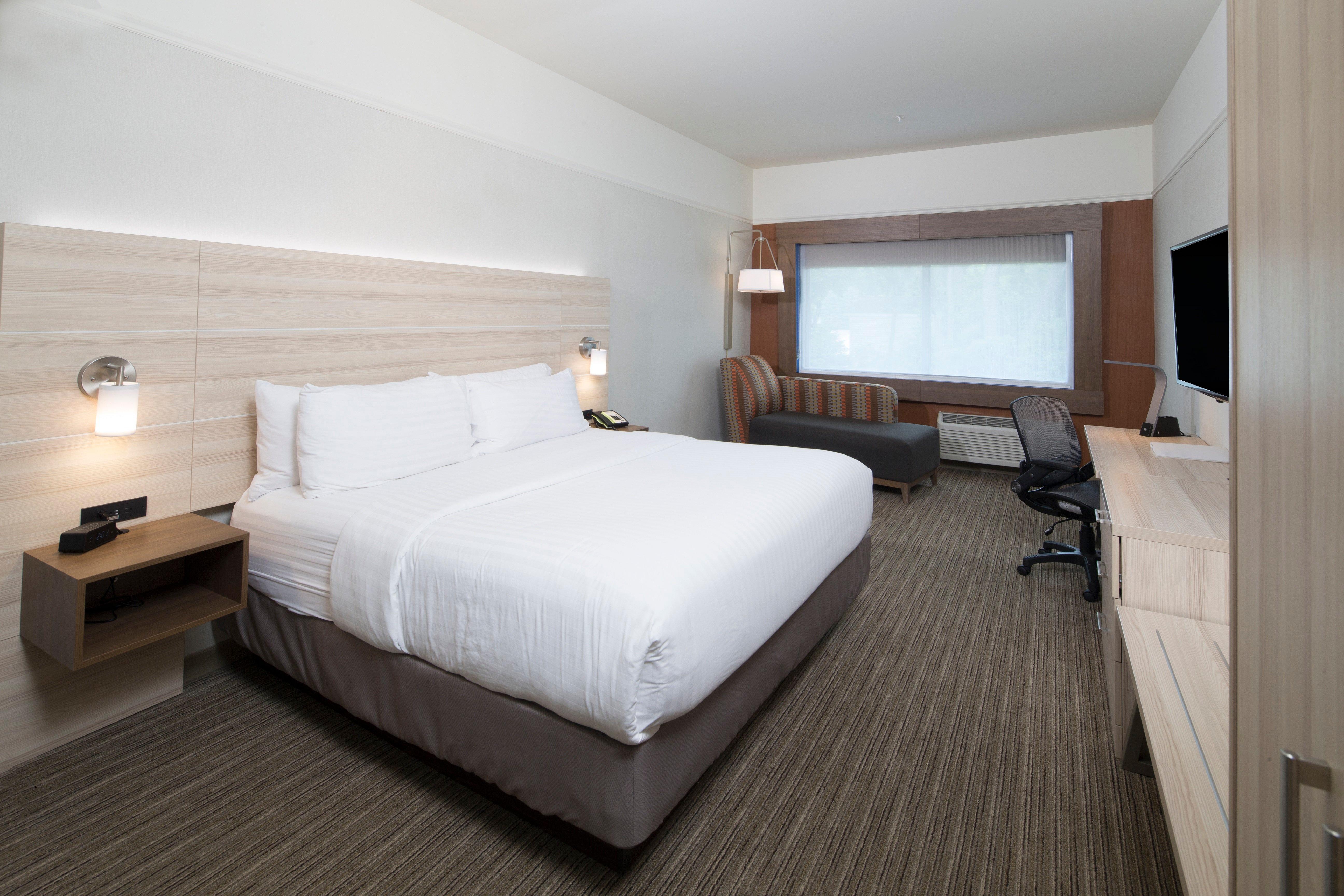 Holiday Inn Express & Suites - Auburn By Ihg Dış mekan fotoğraf